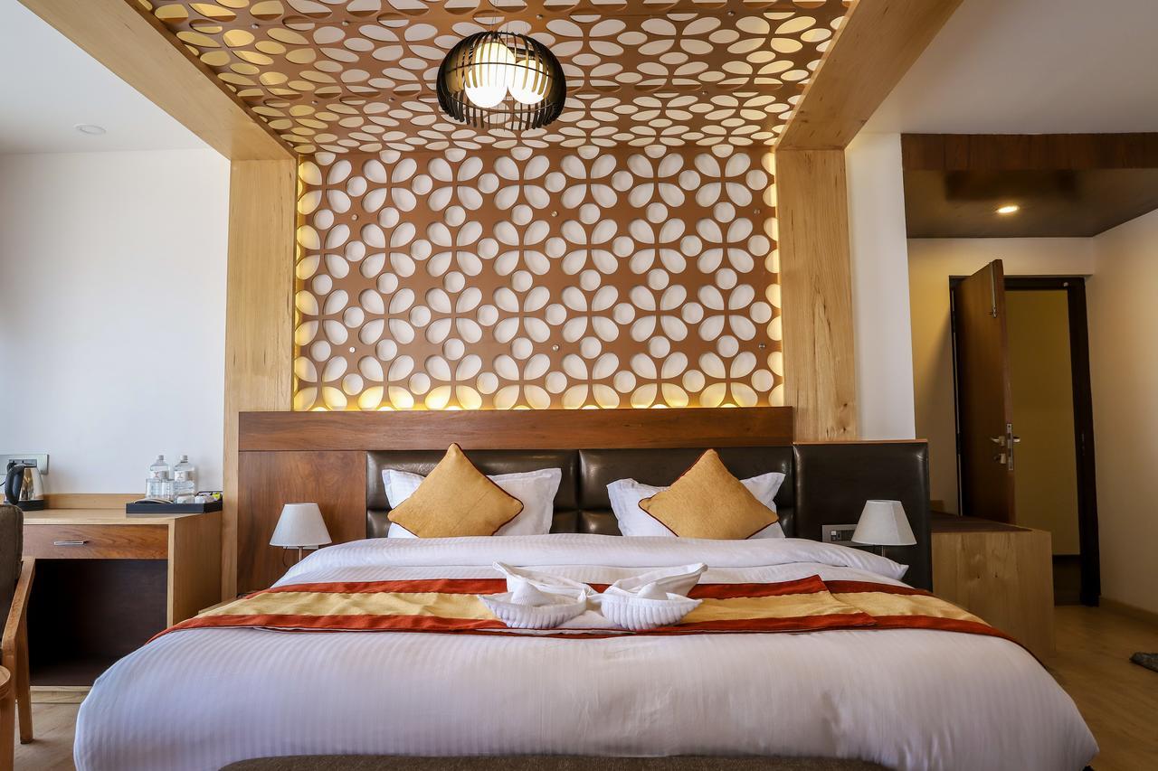 Retro Hotel And Spa Katmandu Dış mekan fotoğraf