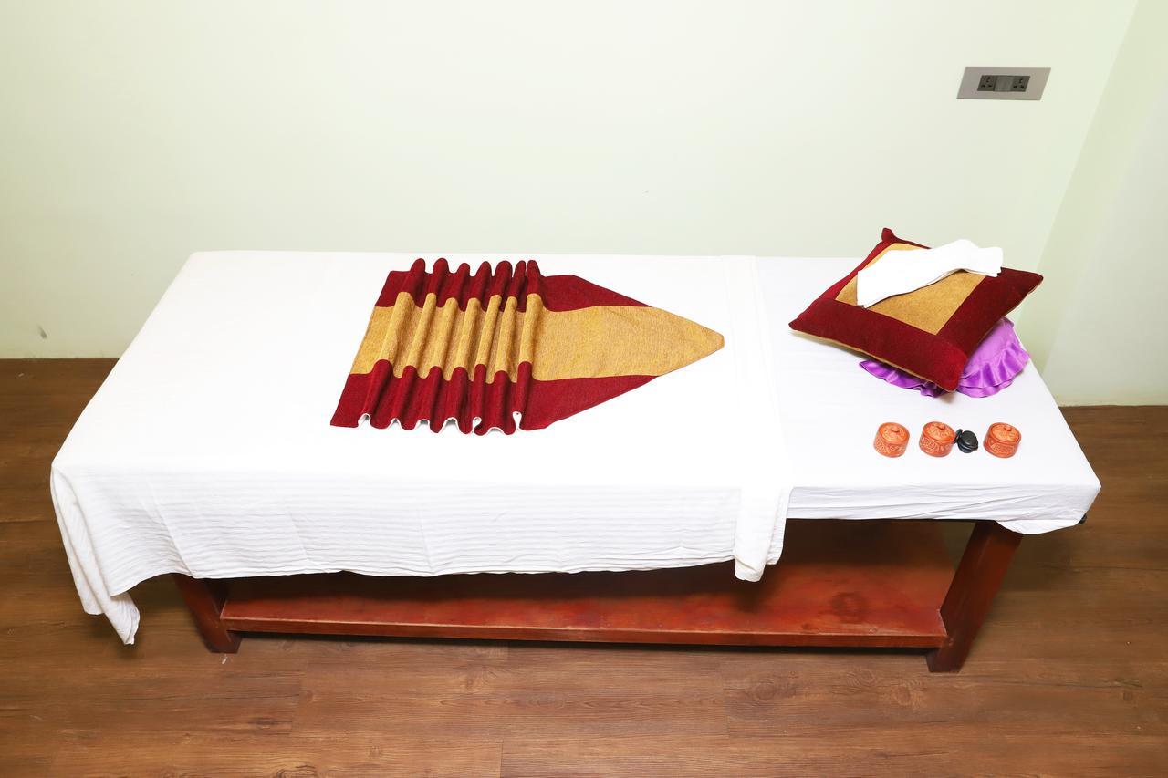 Retro Hotel And Spa Katmandu Dış mekan fotoğraf