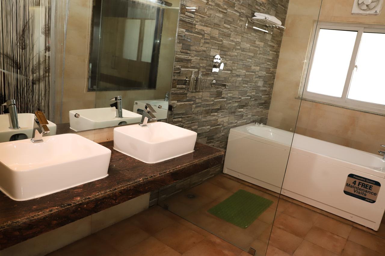 Retro Hotel And Spa Katmandu Dış mekan fotoğraf