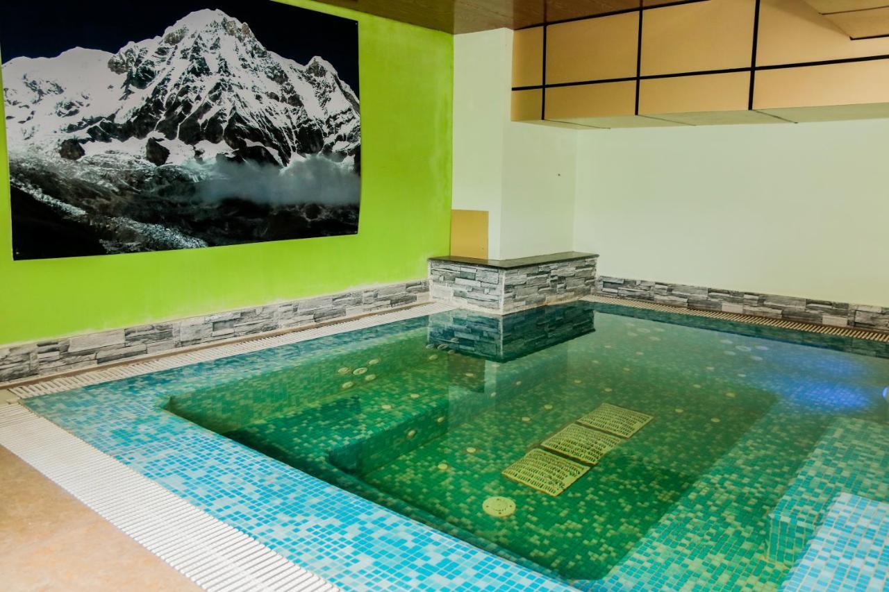 Retro Hotel And Spa Katmandu Dış mekan fotoğraf