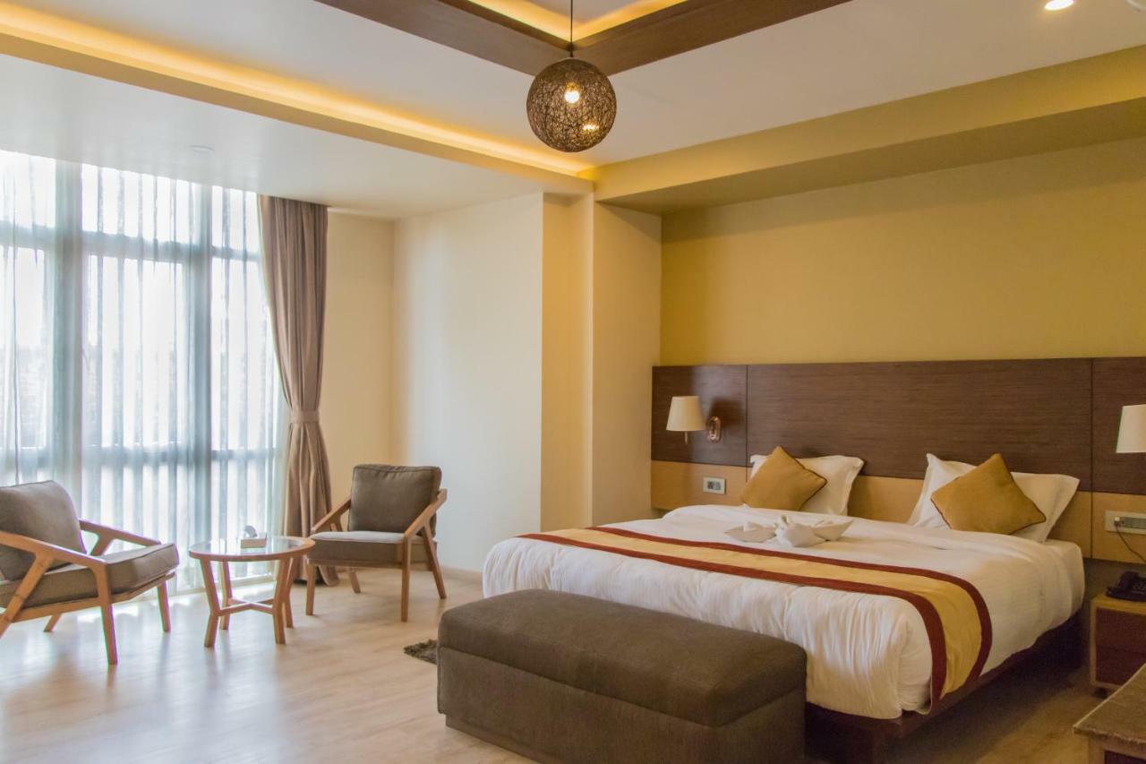 Retro Hotel And Spa Katmandu Dış mekan fotoğraf