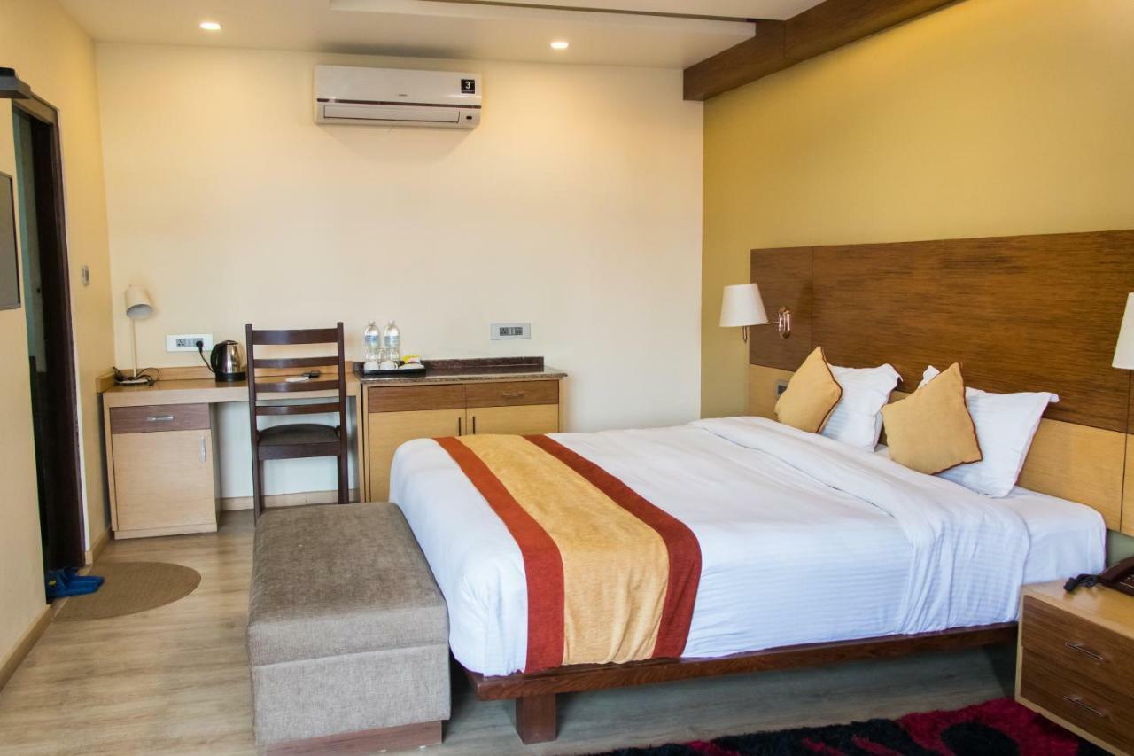 Retro Hotel And Spa Katmandu Dış mekan fotoğraf